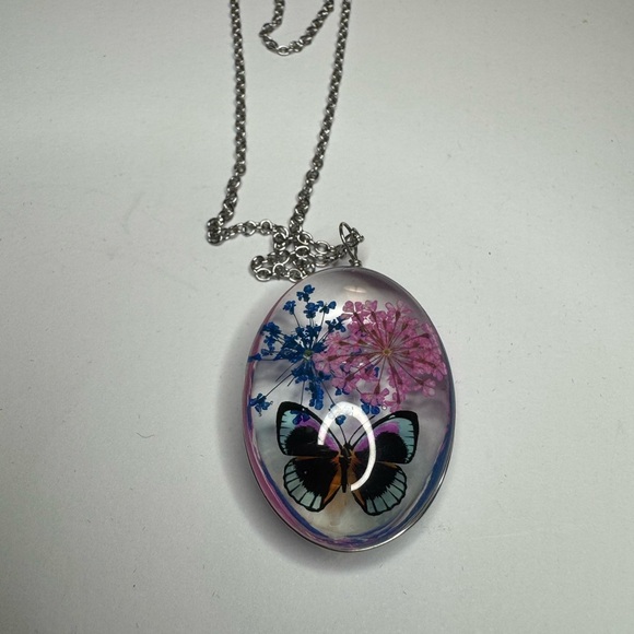 Set of 2 Pressed Flowers Pendant in Silvertone with Stainless Steel Necklace 24” - Picture 9 of 9